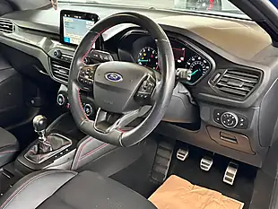 Used 2018 Ford Focus ST-Line X - Interior and Exterior details 13