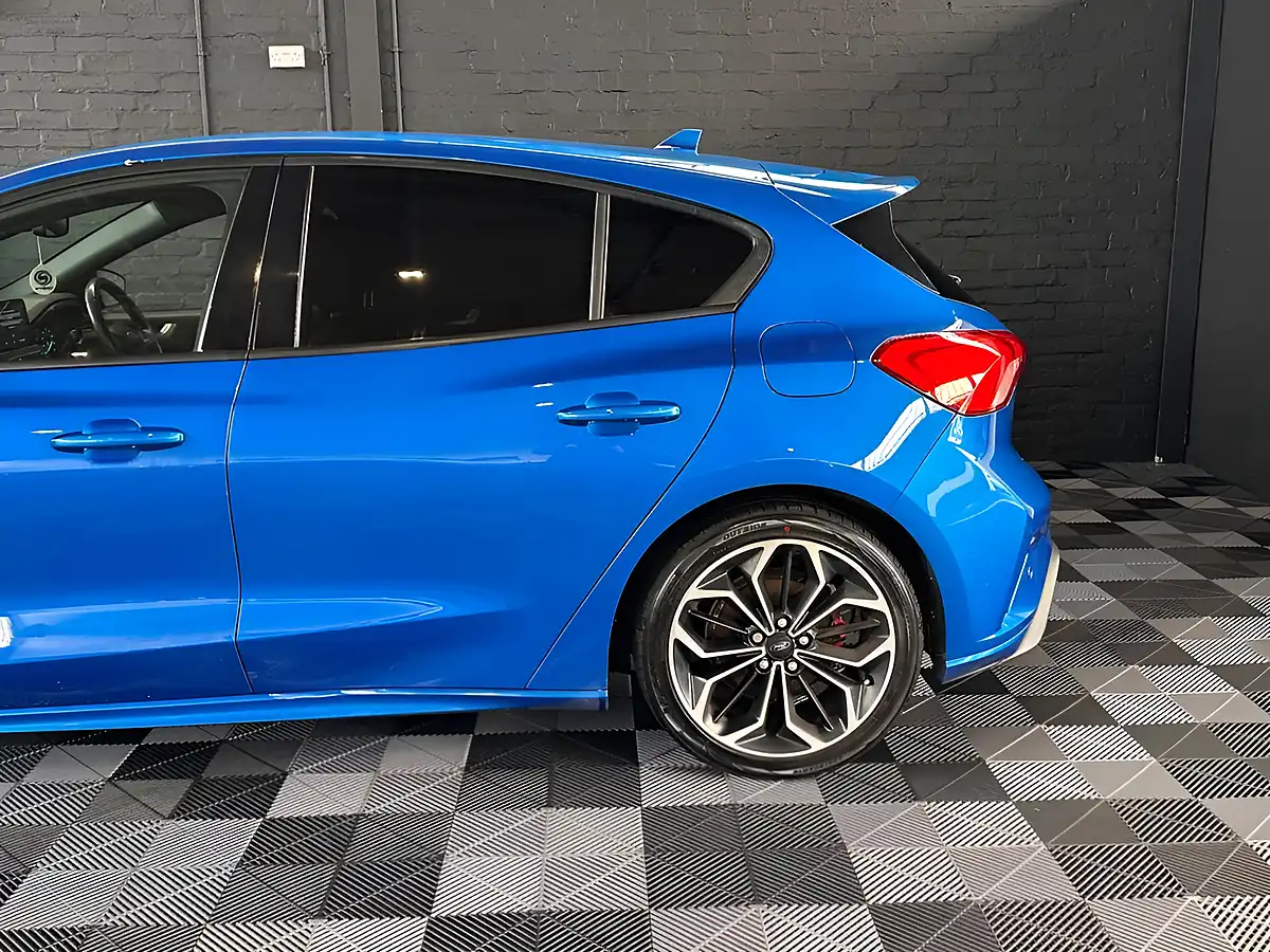 Used 2018 Ford Focus ST-Line X - Interior and Exterior details 16
