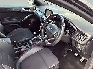 Used 2018 Ford Focus ST-Line X Magnetic - Interior and Exterior details 7