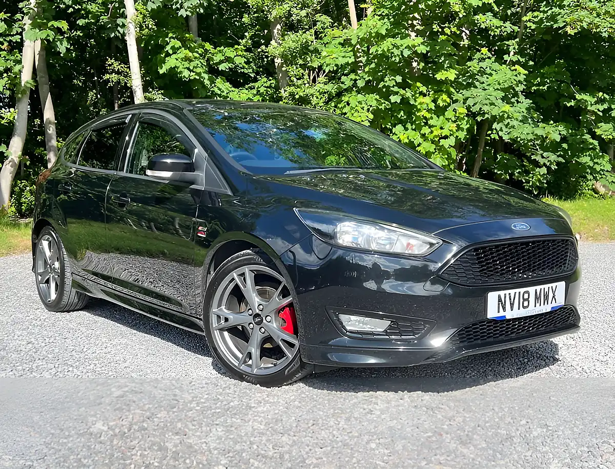 Used 2018 Ford Focus ST-Line X Shadow Black - Front View