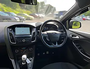 Used 2018 Ford Focus ST-Line X Shadow Black - Interior and Exterior details 16