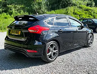 Used 2018 Ford Focus ST-Line X Shadow Black - Interior and Exterior details 3