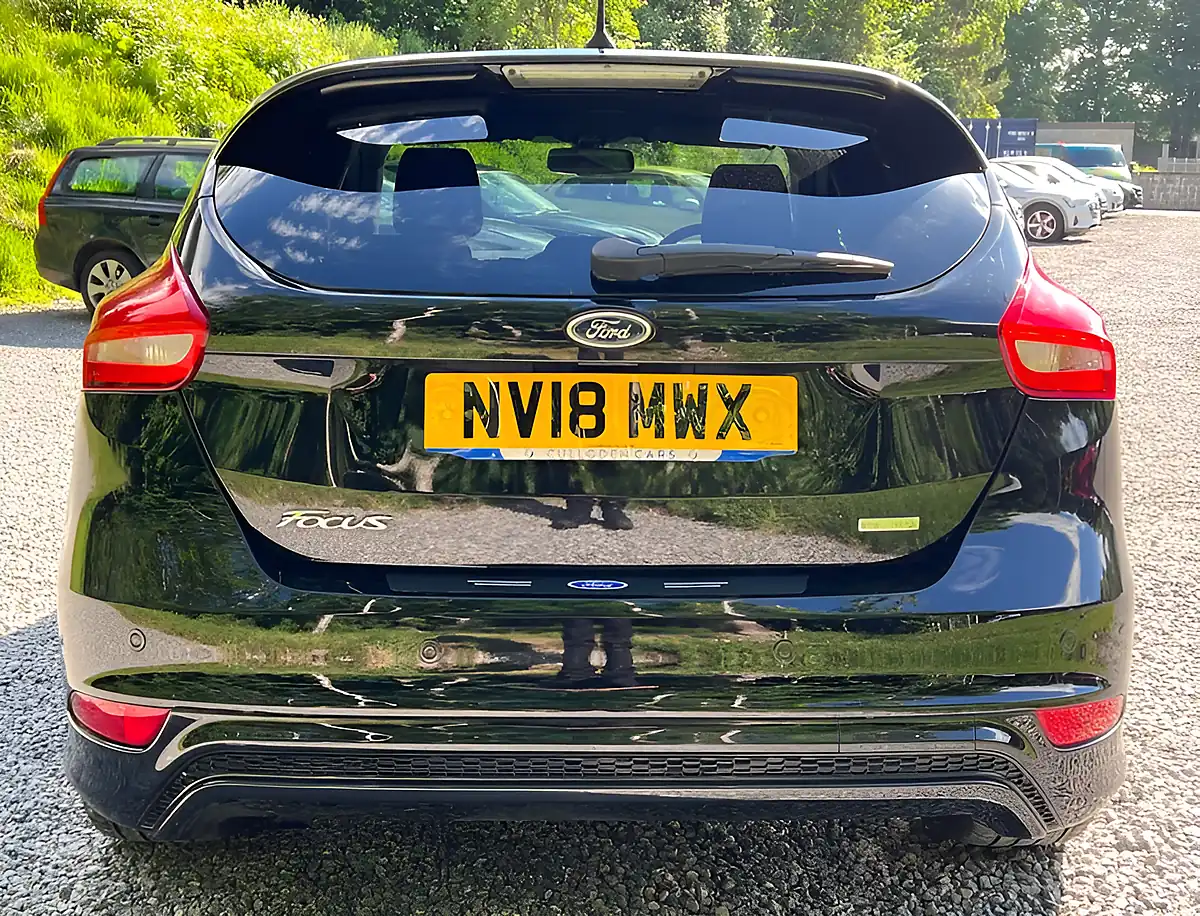 Used 2018 Ford Focus ST-Line X Shadow Black - Interior and Exterior details 4