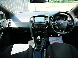 Used 2018 Ford Focus ST-Line X Shadow Black - Interior and Exterior details 10