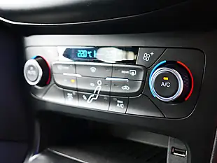 Used 2018 Ford Focus ST-Line X Shadow Black - Interior and Exterior details 18