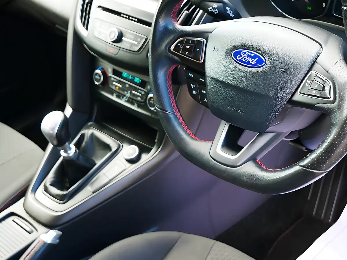 Used 2018 Ford Focus ST-Line X Shadow Black - Interior and Exterior details 19