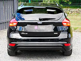 Used 2018 Ford Focus ST-Line X Shadow Black - Interior and Exterior details 8