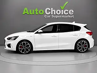 Used 2018 Ford Focus ST-Line X White - Interior and Exterior details 4