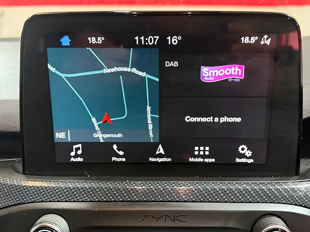 Used 2018 Ford Focus ST-Line X White - Interior and Exterior details 16