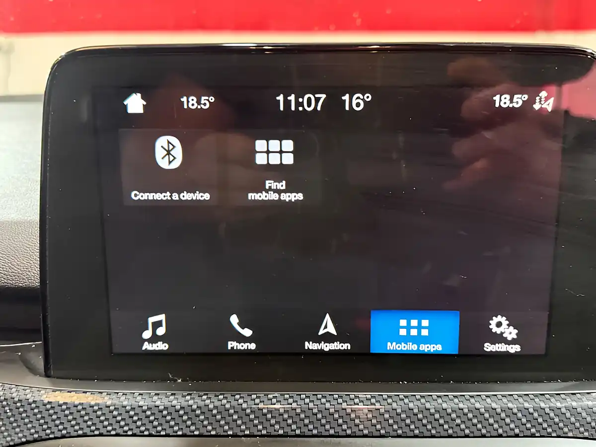 Used 2018 Ford Focus ST-Line X White - Interior and Exterior details 17