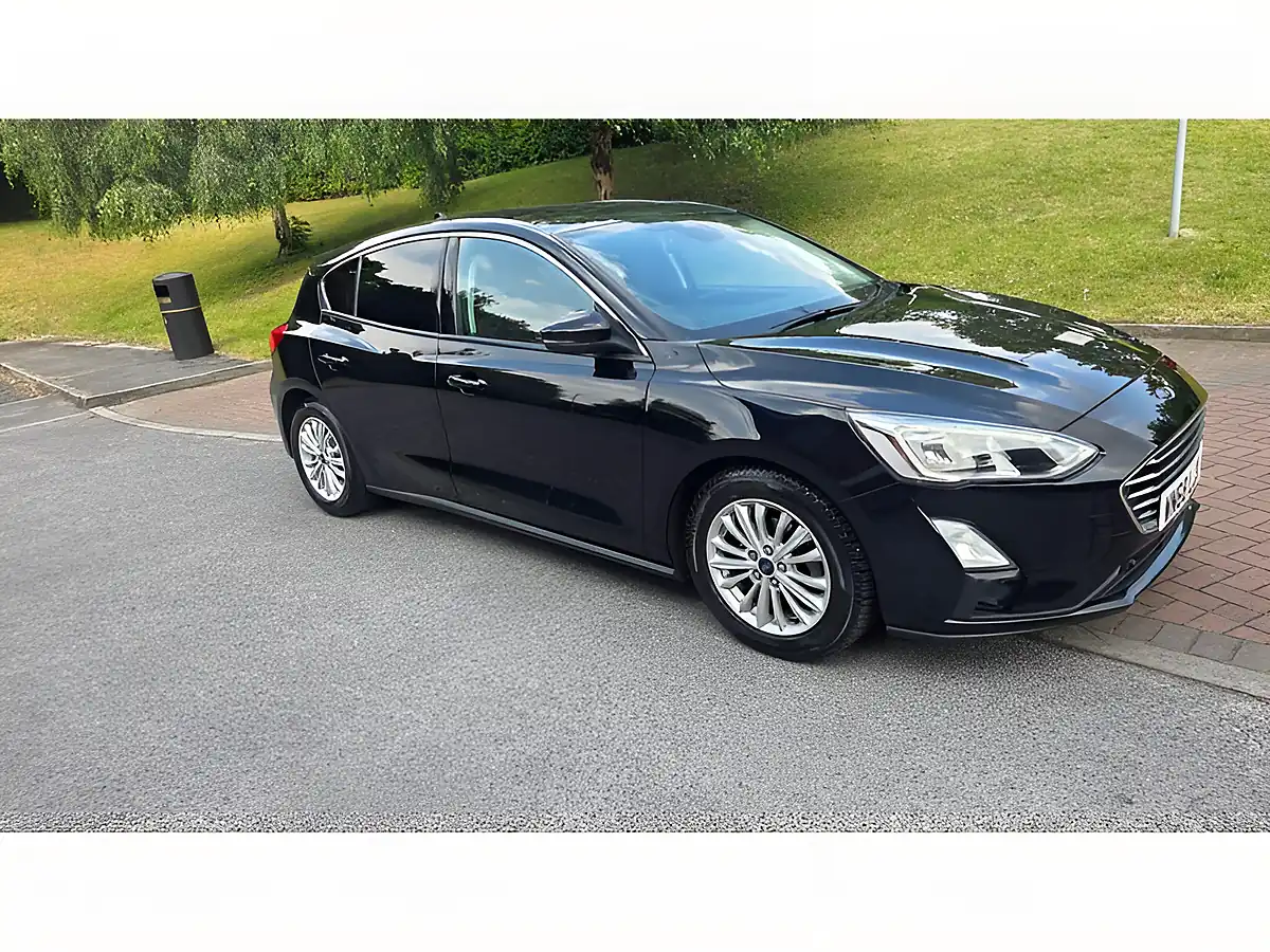 Used 2018 Ford Focus Titanium Black - Front View