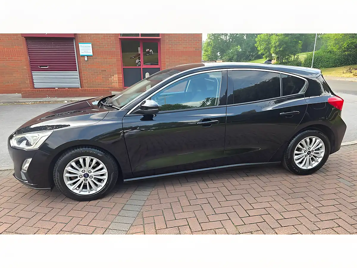 Used 2018 Ford Focus Titanium Black - Interior and Exterior details 14