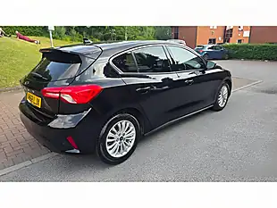 Used 2018 Ford Focus Titanium Black - Interior and Exterior details 8