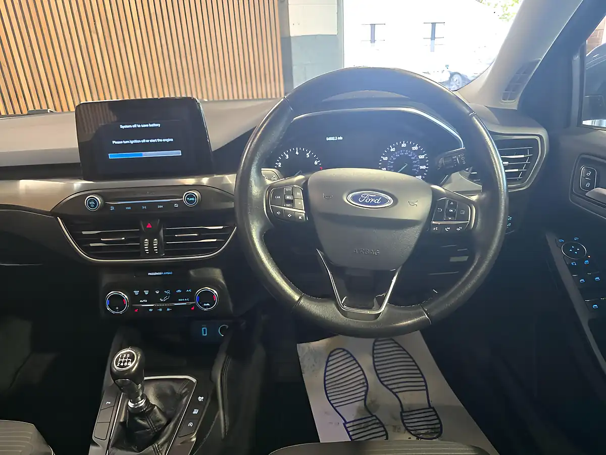 Used 2018 Ford Focus Titanium Blue - Interior and Exterior details 11
