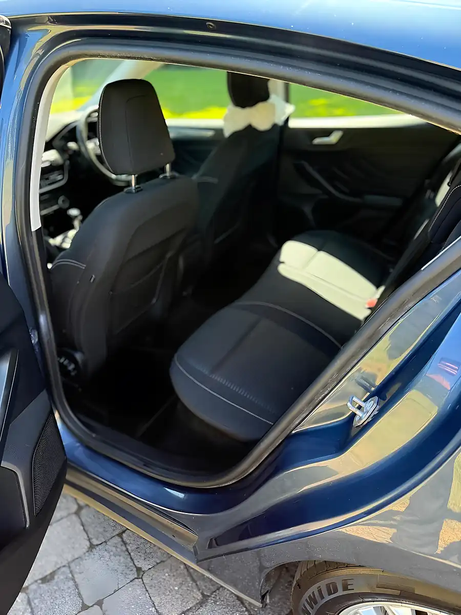 Used 2018 Ford Focus Titanium Blue - Interior and Exterior details 19