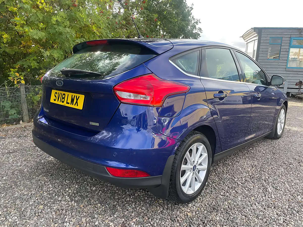 Used 2018 Ford Focus Titanium Deep Impact Blue - Interior and Exterior details 3