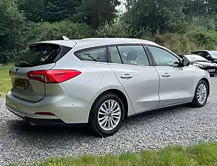 Used 2018 Ford Focus Titanium Diffused Silver - Interior and Exterior details 3