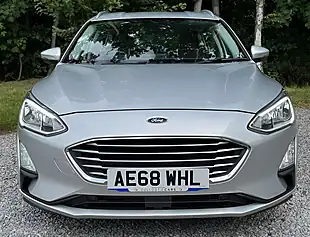 Used 2018 Ford Focus Titanium Diffused Silver - Interior and Exterior details 8