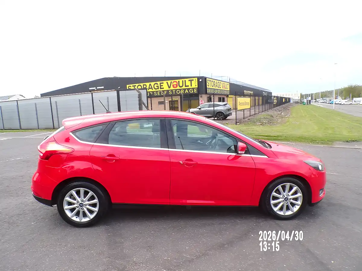 Used 2018 Ford Focus Titanium Red - Interior and Exterior details 12
