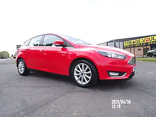 Used 2018 Ford Focus Titanium Red - Interior and Exterior details 13