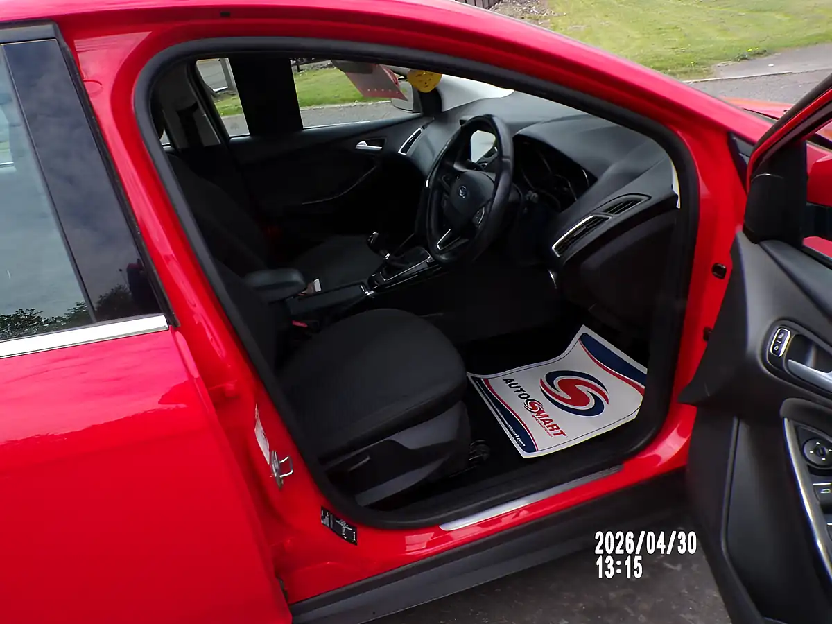 Used 2018 Ford Focus Titanium Red - Interior and Exterior details 14