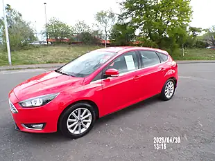 Used 2018 Ford Focus Titanium Red - Interior and Exterior details 7