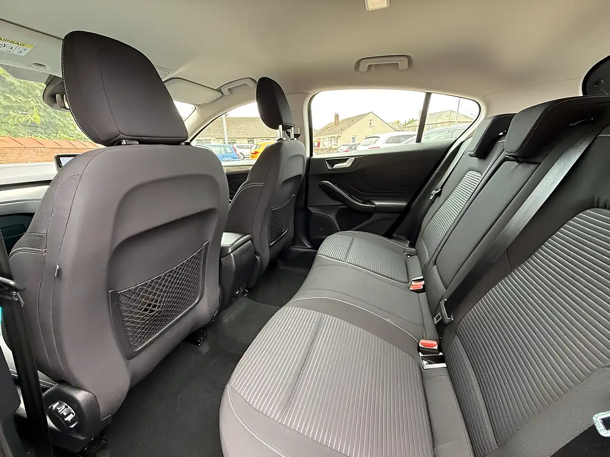 Used 2018 Ford Focus Titanium Shadow Black - Interior and Exterior details 15