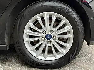 Used 2018 Ford Focus Titanium Shadow Black - Interior and Exterior details 17