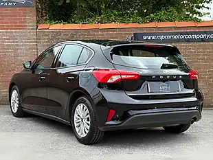 Used 2018 Ford Focus Titanium Shadow Black - Interior and Exterior details 6