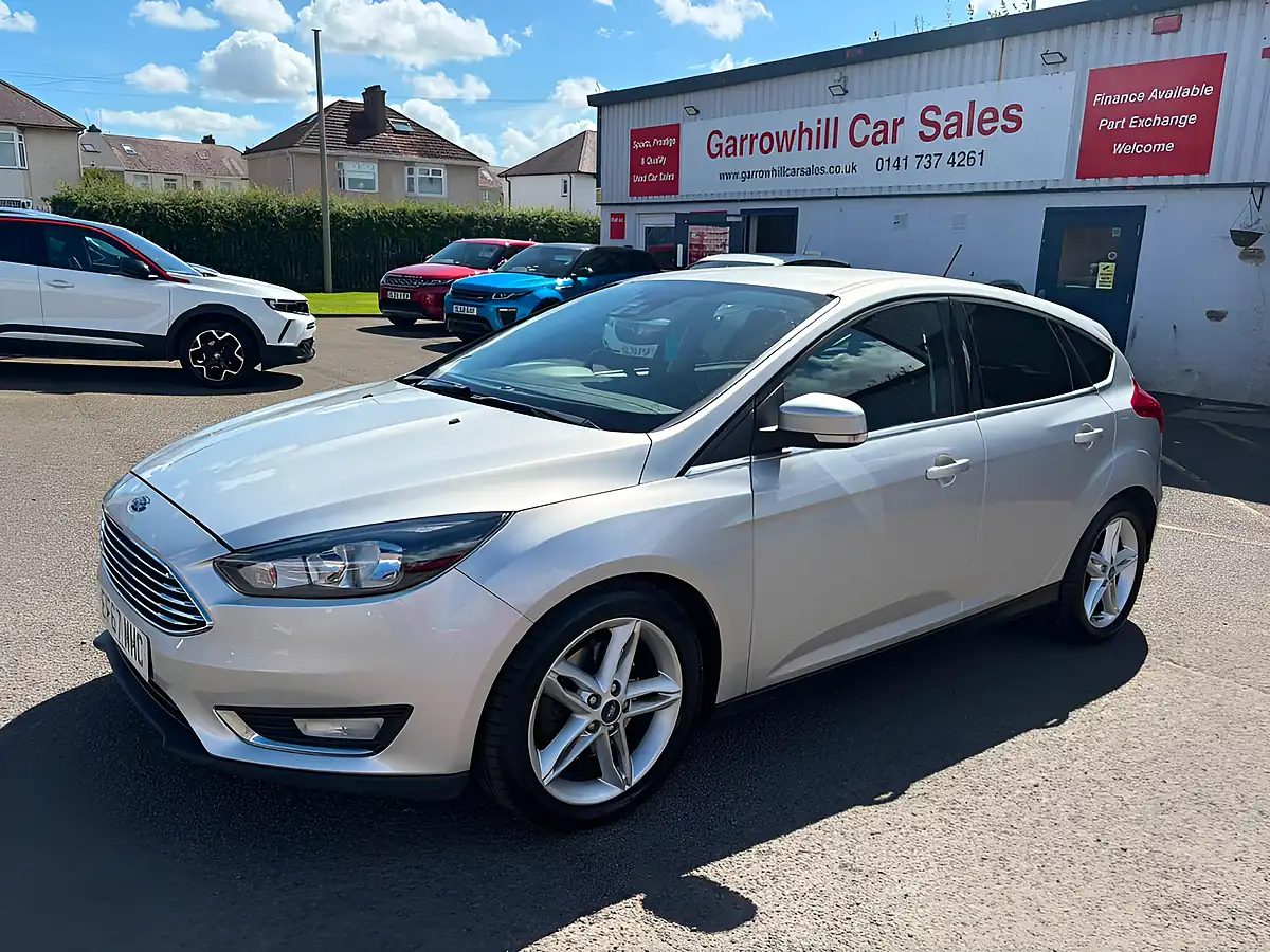 Used 2018 Ford Focus Titanium Silver - Front View