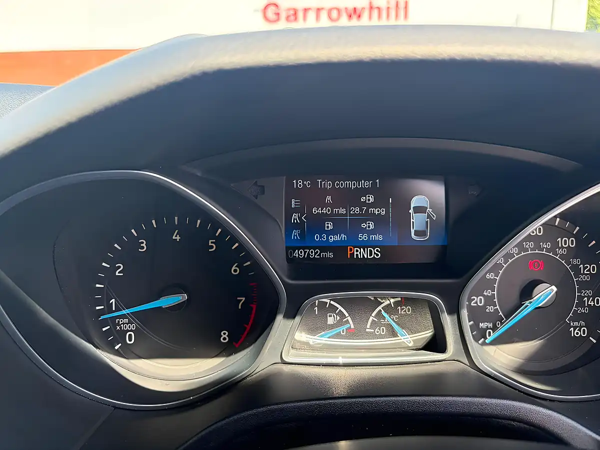 Used 2018 Ford Focus Titanium Silver - Interior and Exterior details 11