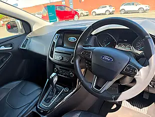 Used 2018 Ford Focus Titanium Silver - Interior and Exterior details 14