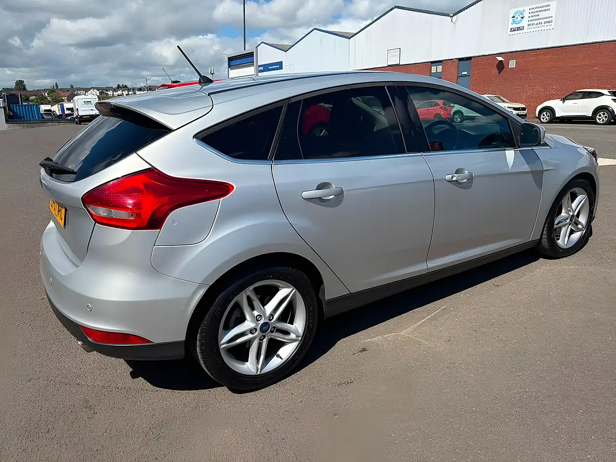 Used 2018 Ford Focus Titanium Silver - Interior and Exterior details 3
