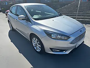 Used 2018 Ford Focus Titanium Silver - Interior and Exterior details 2