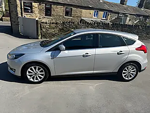 Used 2018 Ford Focus Titanium Silver - Interior and Exterior details 5
