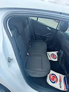 Used 2018 Ford Focus Titanium White - Interior and Exterior details 11