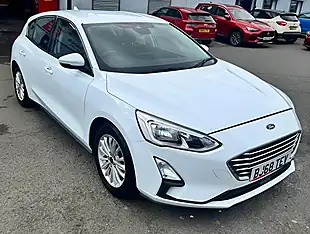 Used 2018 Ford Focus Titanium White - Interior and Exterior details 5