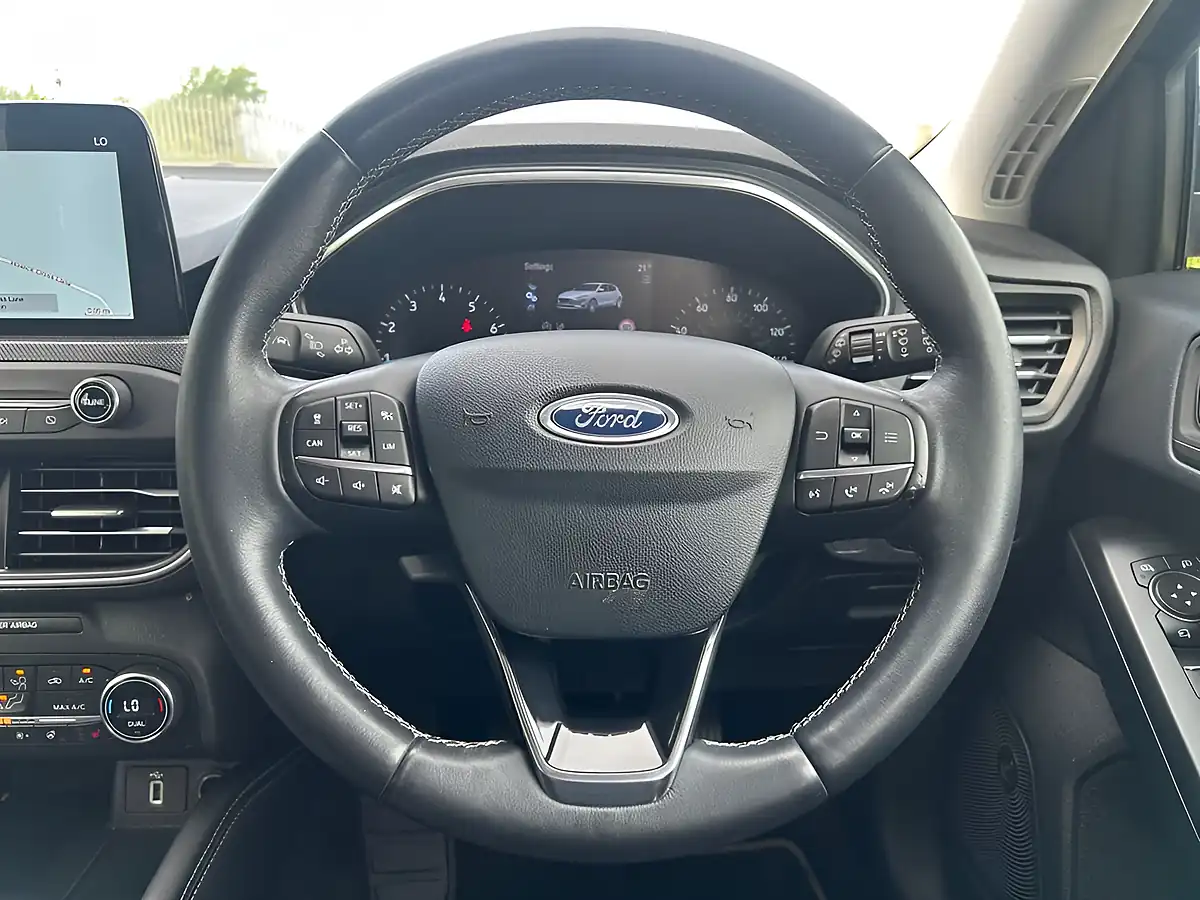 Used 2018 Ford Focus Titanium X Blue - Interior and Exterior details 11