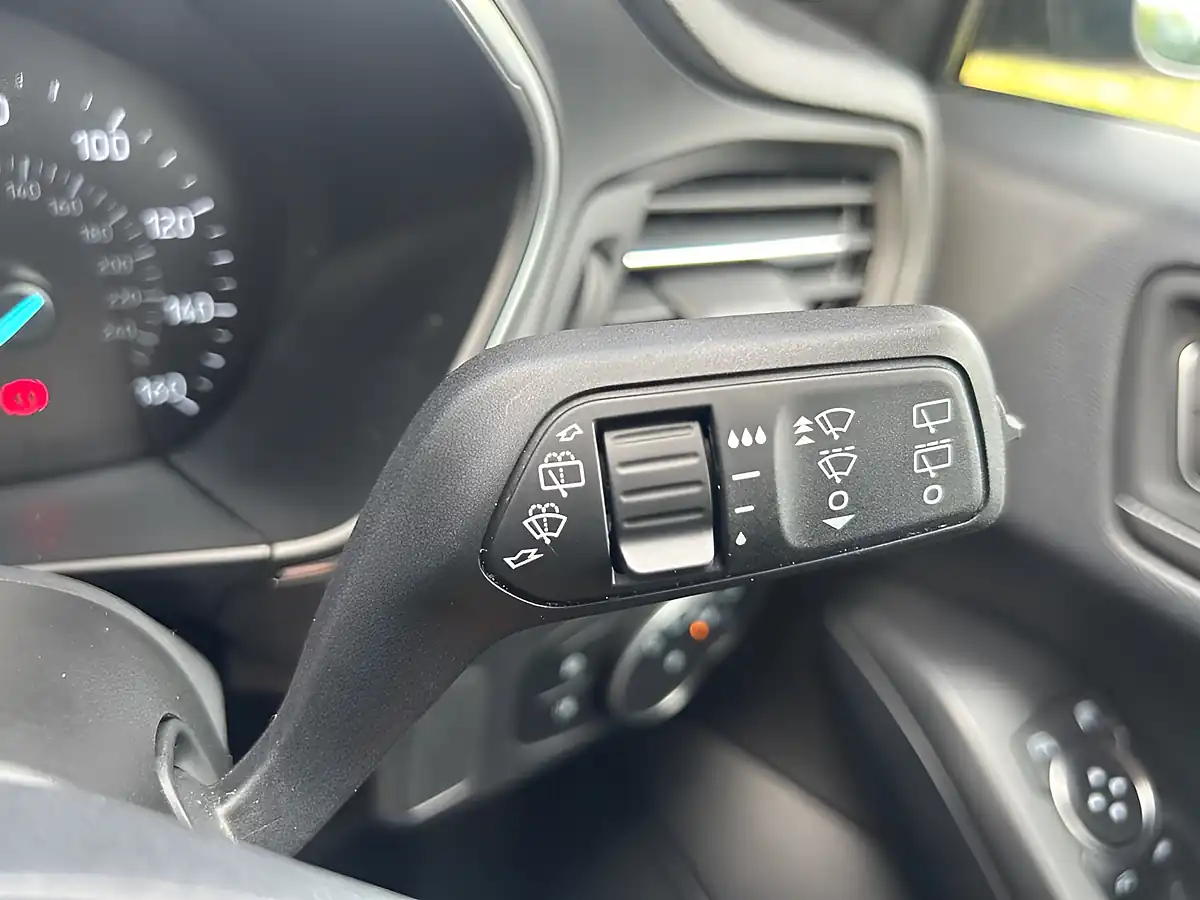 Used 2018 Ford Focus Titanium X Blue - Interior and Exterior details 12