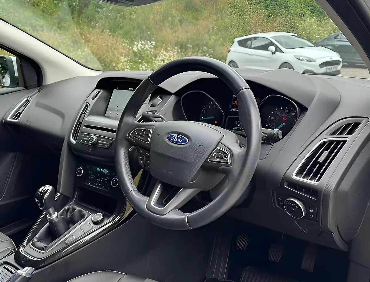 Used 2018 Ford Focus Titanium X Frozen White - Interior and Exterior details 11