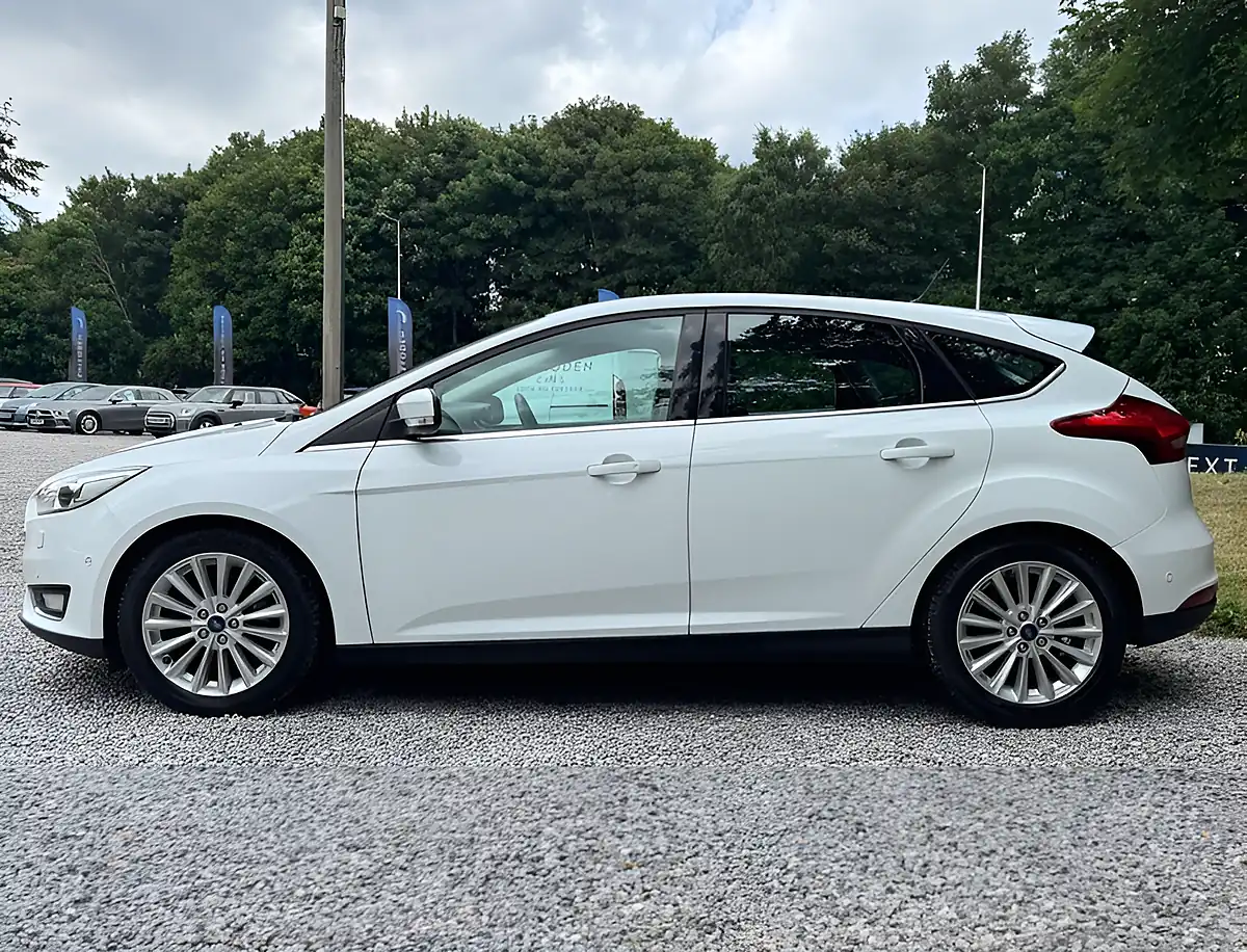 Used 2018 Ford Focus Titanium X Frozen White - Interior and Exterior details 6