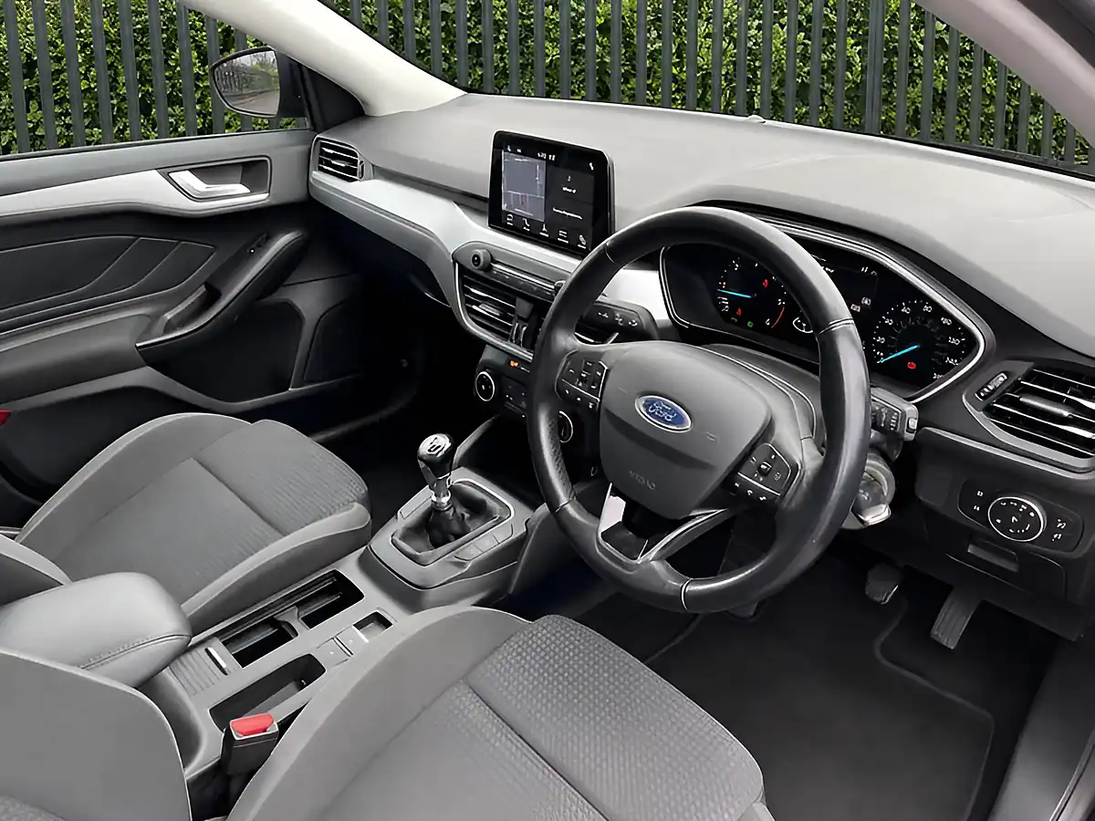 Used 2018 Ford Focus Zetec Black - Interior and Exterior details 12