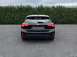 Used 2018 Ford Focus Zetec Black - Interior and Exterior details 4
