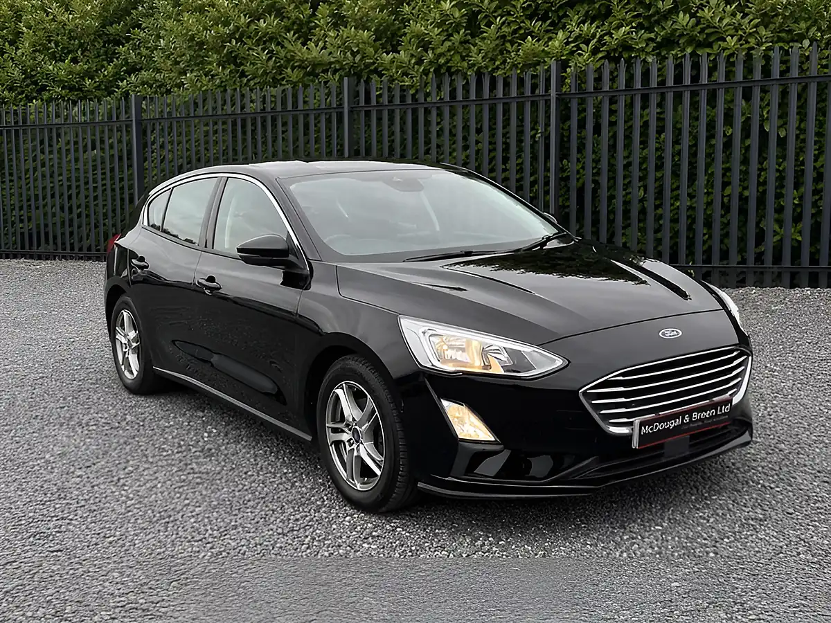 Used 2018 Ford Focus Zetec Black - Interior and Exterior details 7