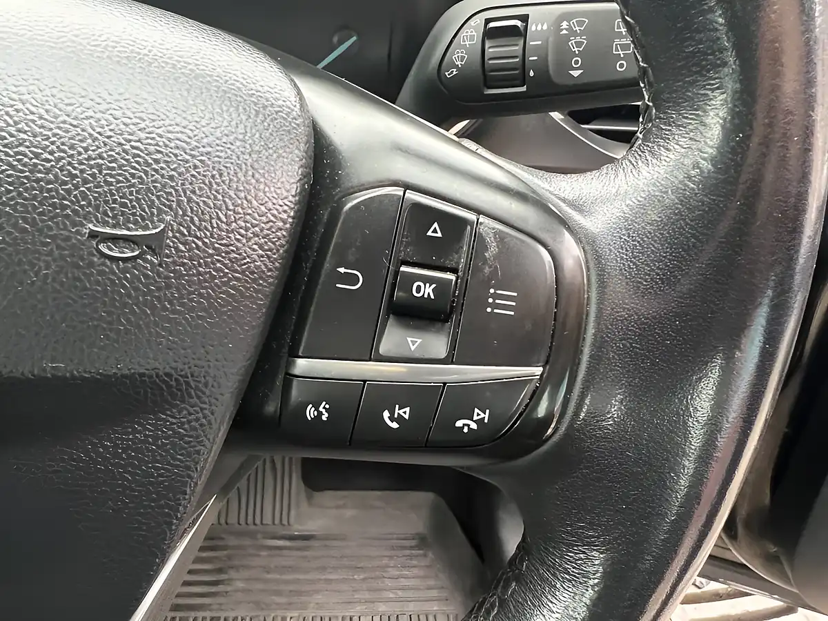 Used 2018 Ford Focus Zetec Black - Interior and Exterior details 14