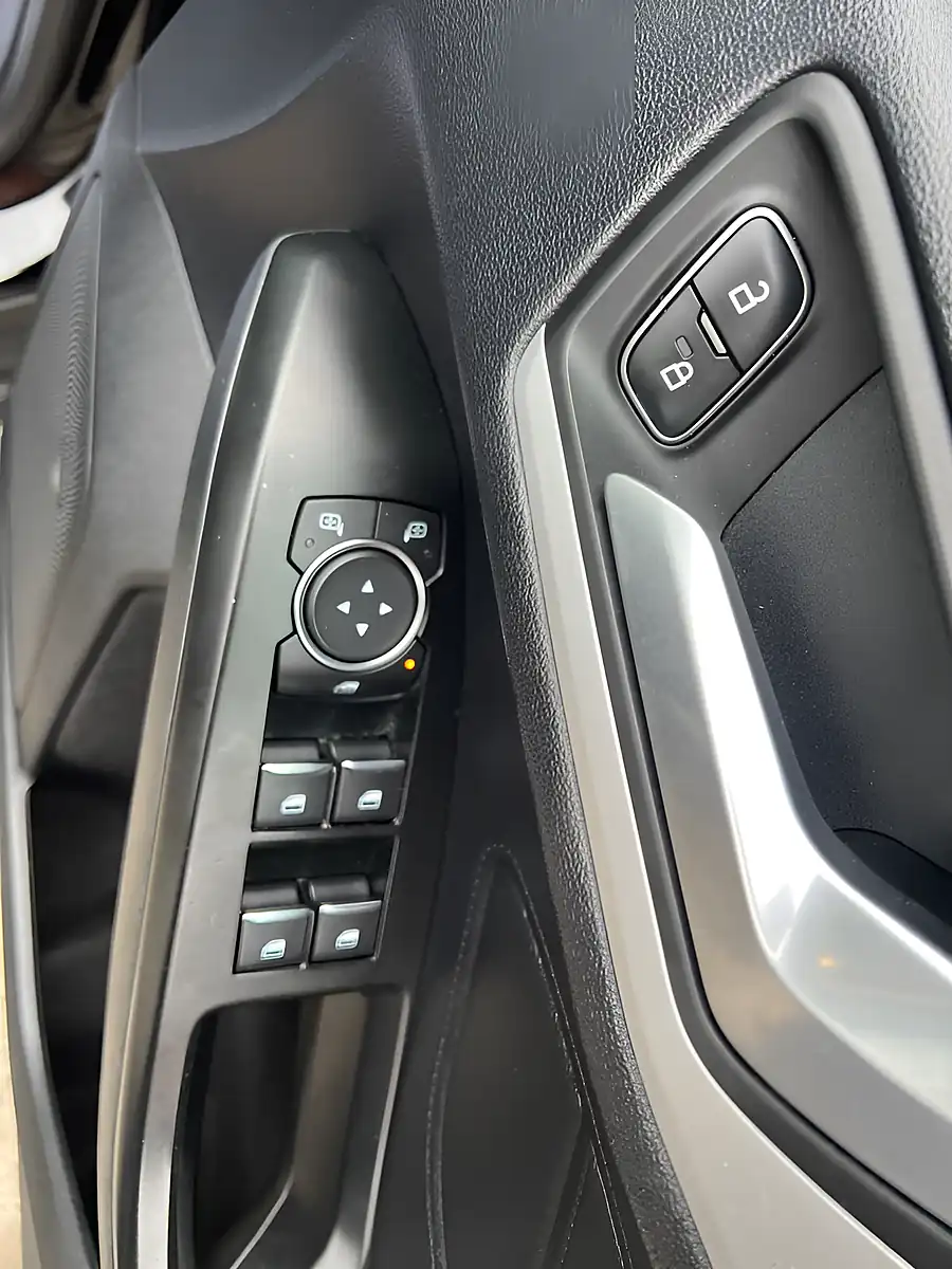 Used 2018 Ford Focus Zetec Black - Interior and Exterior details 20