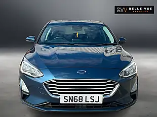Used 2018 Ford Focus Zetec Chrome Blue - Interior and Exterior details 10