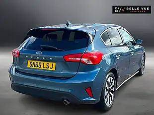Used 2018 Ford Focus Zetec Chrome Blue - Interior and Exterior details 4