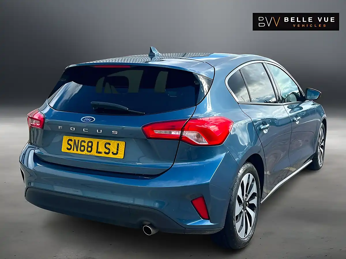 Used 2018 Ford Focus Zetec Chrome Blue - Interior and Exterior details 4