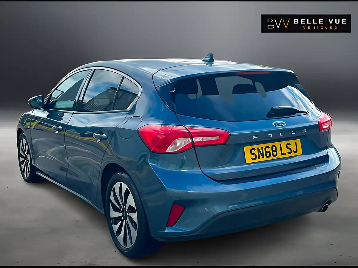 Used 2018 Ford Focus Zetec Chrome Blue - Interior and Exterior details 5